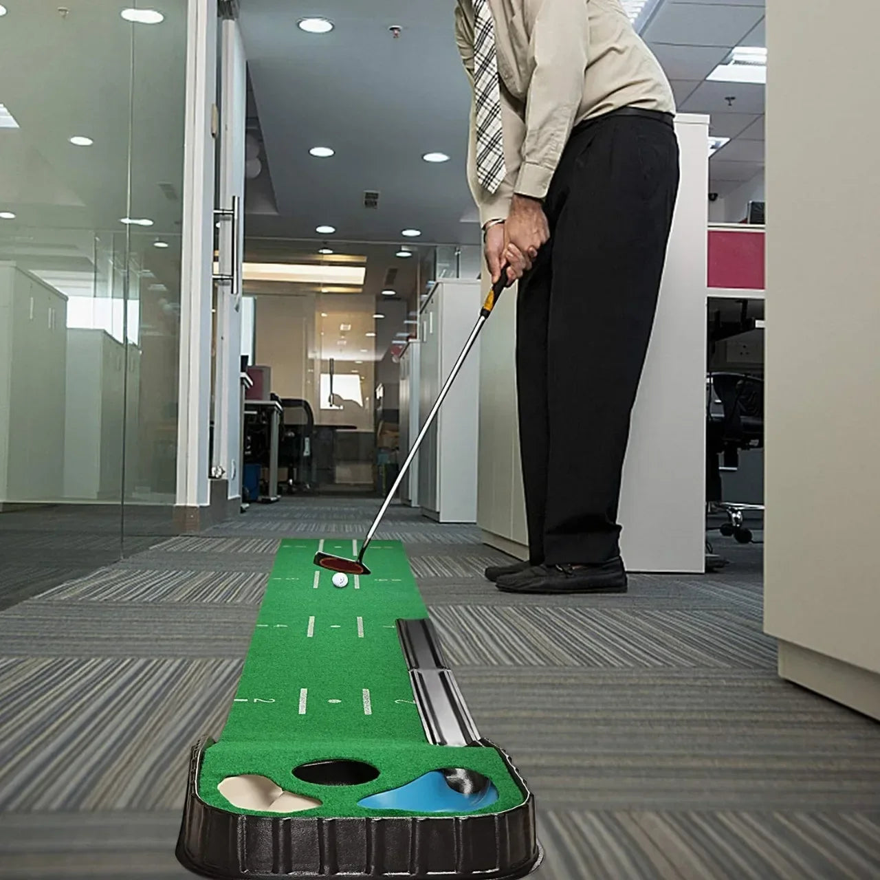 Indoor Putting Mat – Auto-Return Trainer for Home or Office